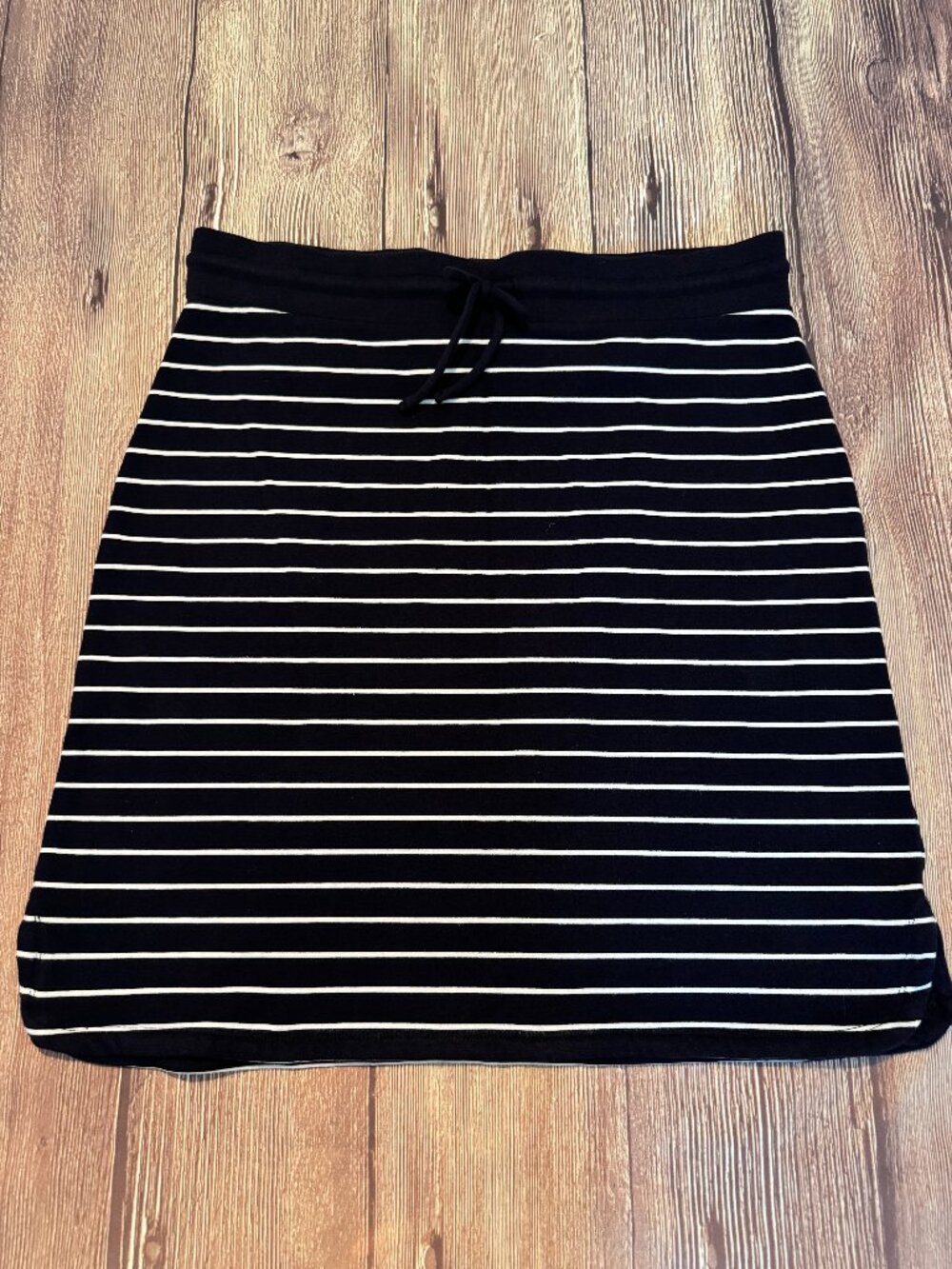 Talbots Navy Stripe Knit Skirt Size M EUC